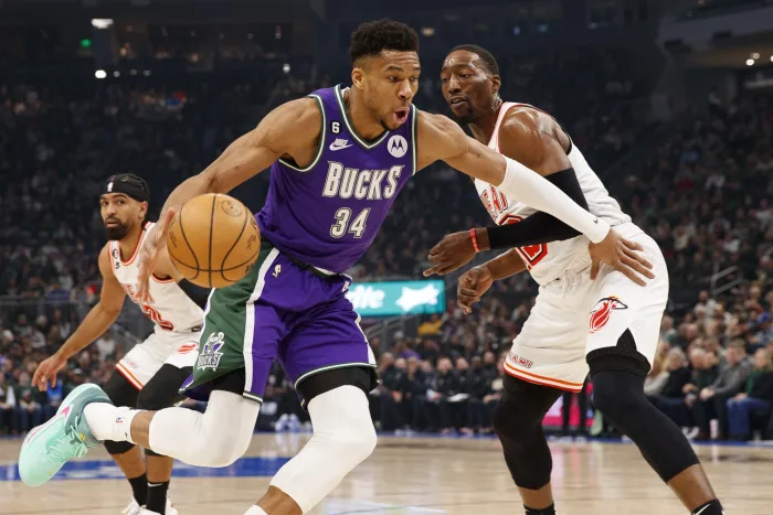 Οι Μιλγουόκι Μπακς θα παίξουν με τους Μαϊάμι Χιτ στον πρώτο γύρο των πλέι οφ