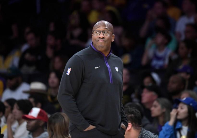 Ο Μάικ Μπράουν ανακηρύχθηκε προπονητής της χρονιάς