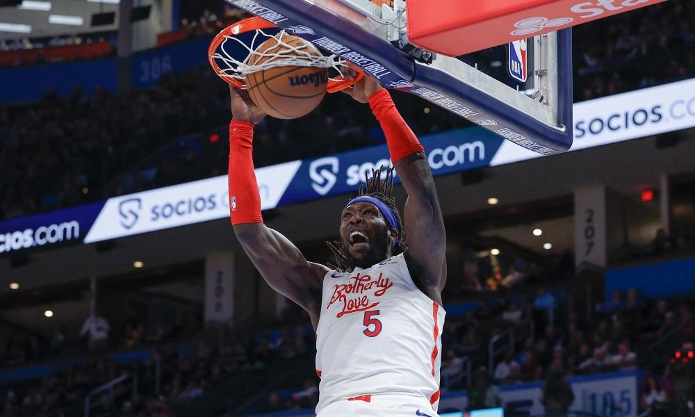 O Μοντρέζλ Χάρελ γίνεται free agent