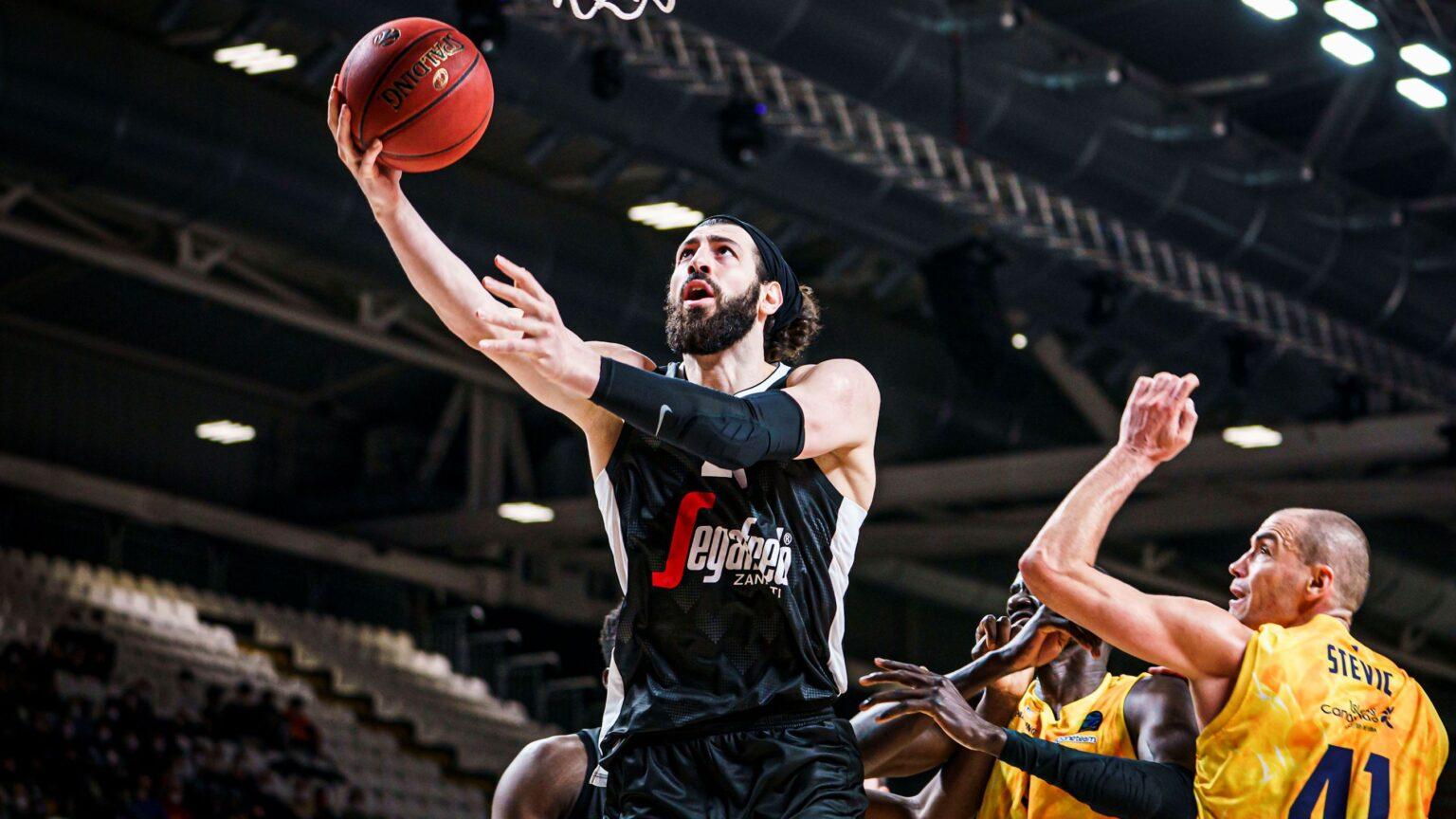 Ο Παναθηναϊκός κυνηγά τον Τόκο Σενγκέλια