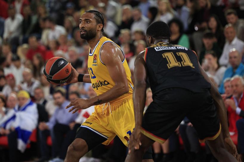 Ο Ντάρουν Χίλιαρντ φεύγει από τη Μακάμπι