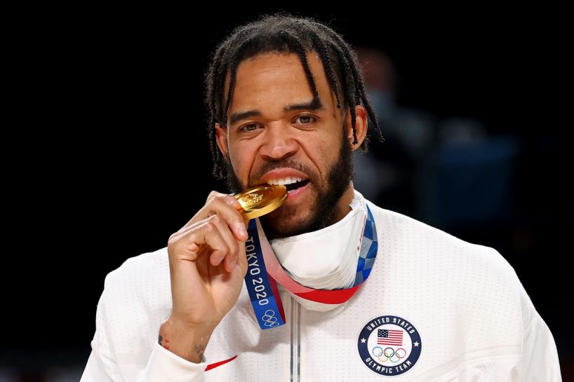 Ο JaVale McGee υπογράφει με τους Sacramento Kings