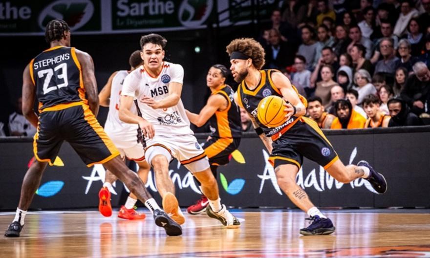 Ο Hunter Hale πρωταγωνιστεί στην εκτός έδρας νίκη του Προμηθέα