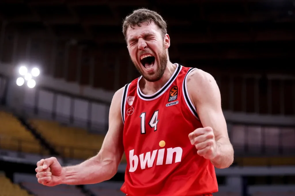 Ο περσινός MVP της EuroLeague, Sasha Vezenkov, αποκαλύπτει τις κορυφαίες επιλογές του στο Fantasy Sasha Vezenkov