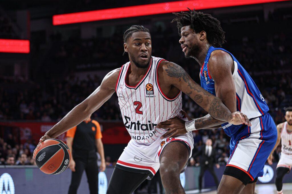 Η Εφές παίρνει κρίσιμη νίκη, τερματίζει το σερί του Ολυμπιακού