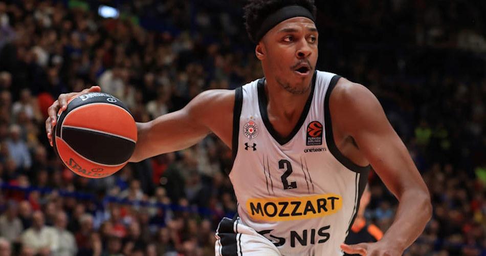 Ο Zach LeDay εκτός επ’ αόριστον