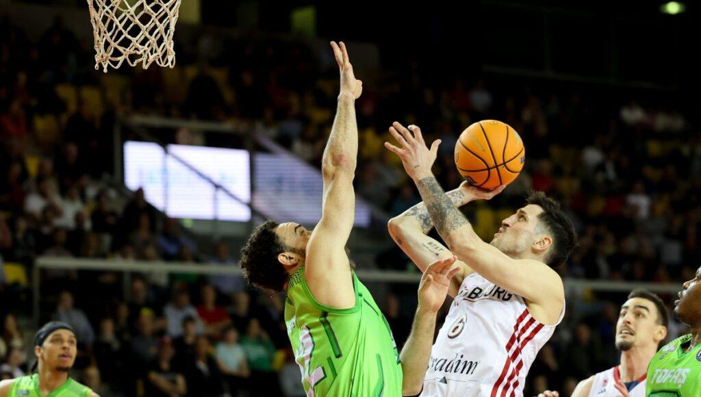 Η Tofas προκρίθηκε παρά την ήττα 13 πόντων από τη SIG Strasbourg strasbourg-tofas