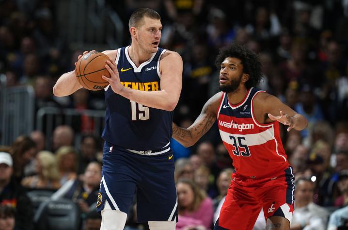 Ο Νίκολα Γιόκιτς περνά τον Γουίλτ Τσάμπερλεν στη λίστα των ασίστ