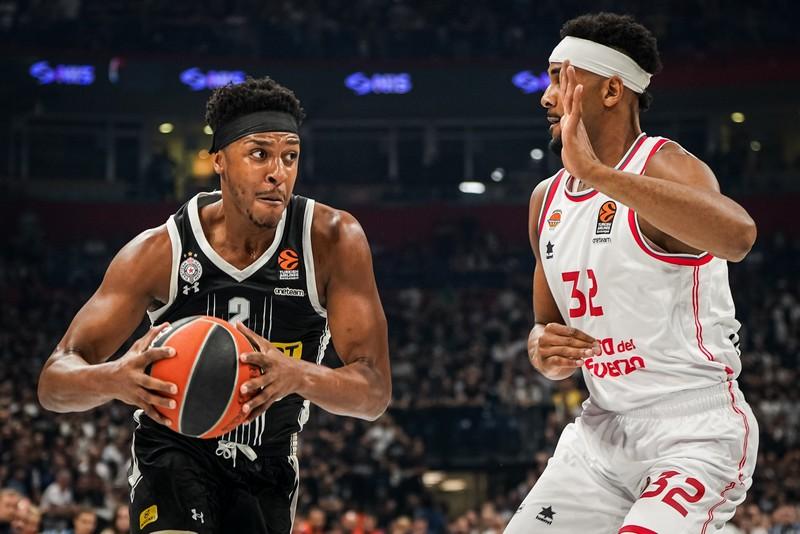 Παριτζάν – Βαλένθια 79-66: Τελείωσε τη χρονιά με νίκη