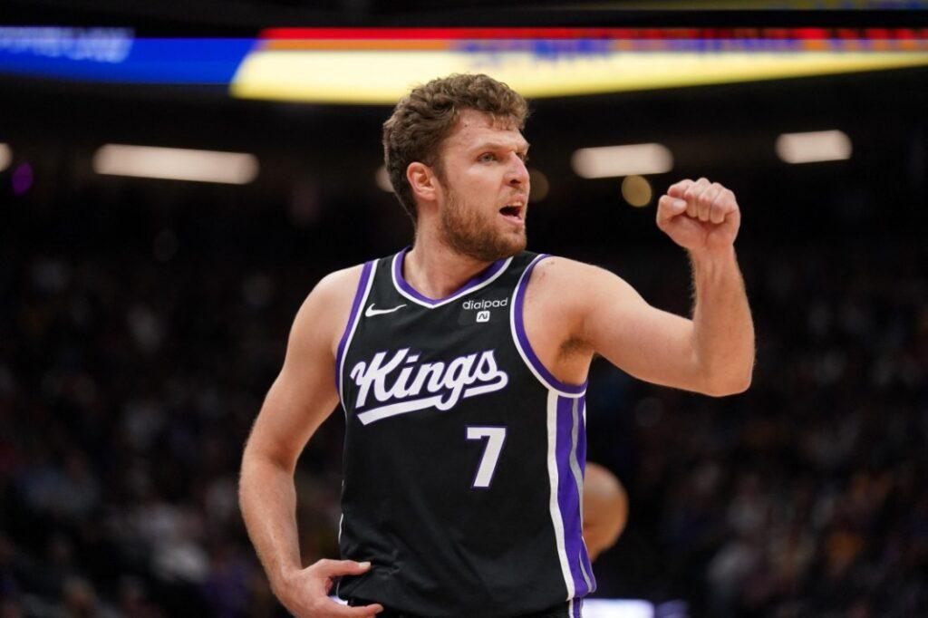 Βεζένκοβ: Ο απολογισμός της rookie σεζόν vezenkov