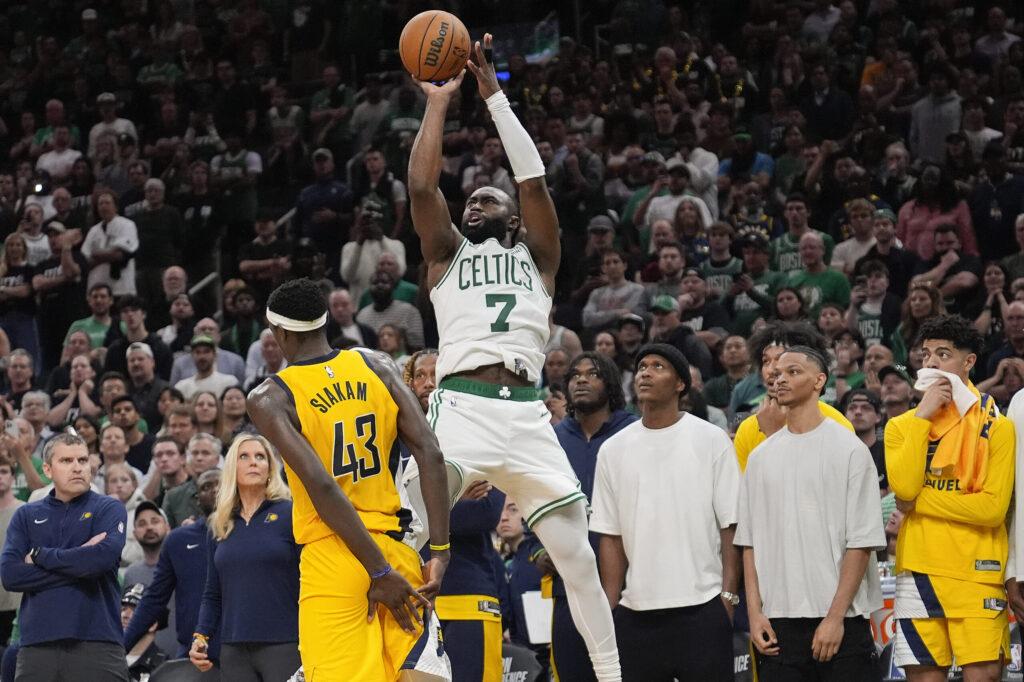 Jaylen Brown - Celtics-Pacers NBA