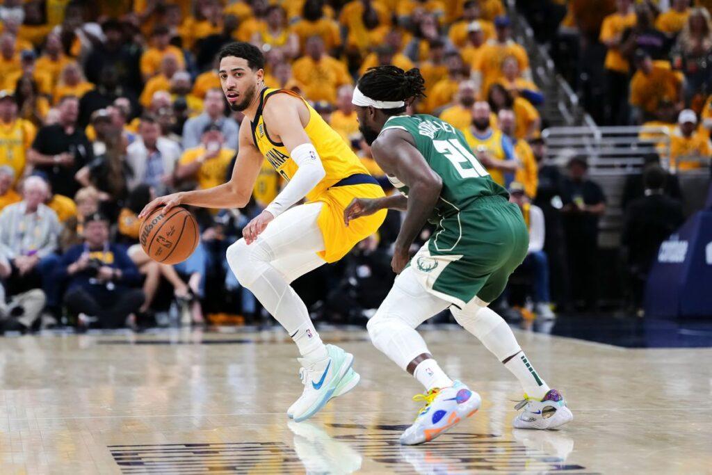 Πέισερς – Μπακς 120-98: Αποκλεισμός για το πληγωμένο Μιλγουόκι