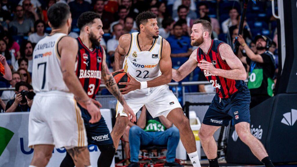 Ρεάλ Μαδρίτης – Μπασκόνια 106-100: Η Μπασκόνια χάνει τα πλέι οφ της ACB, η Ουνικάχα στην κορυφή