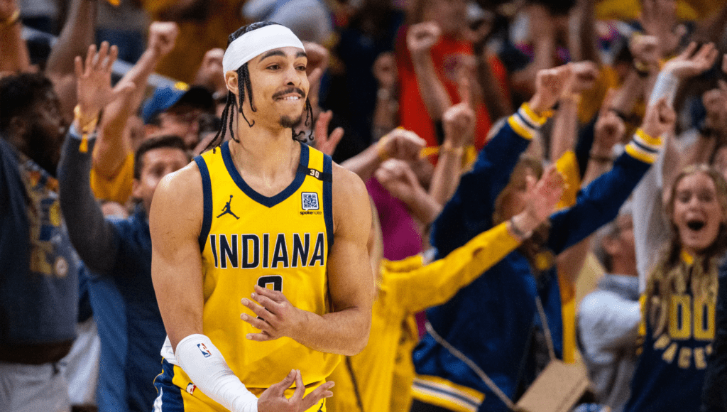 Πέισερς – Νικς 111-106: Ο Νέμπχαρντ κράτησε ζωντανή την Ιντιάνα, που μείωσε σε 2-1