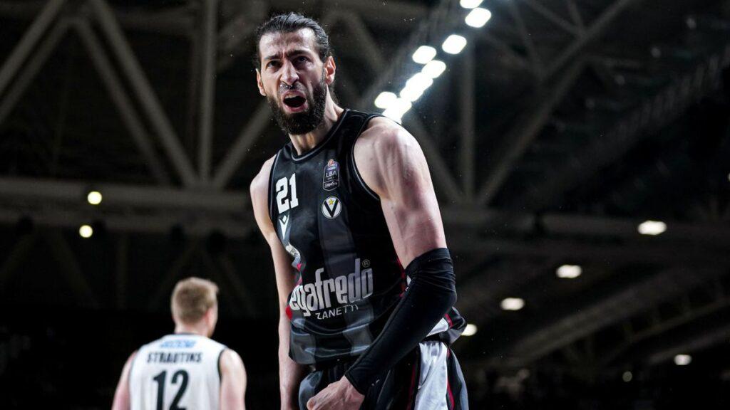 Η Βίρτους Μπολόνια κατέστρεψε την Ντερόνα και προκρίνεται