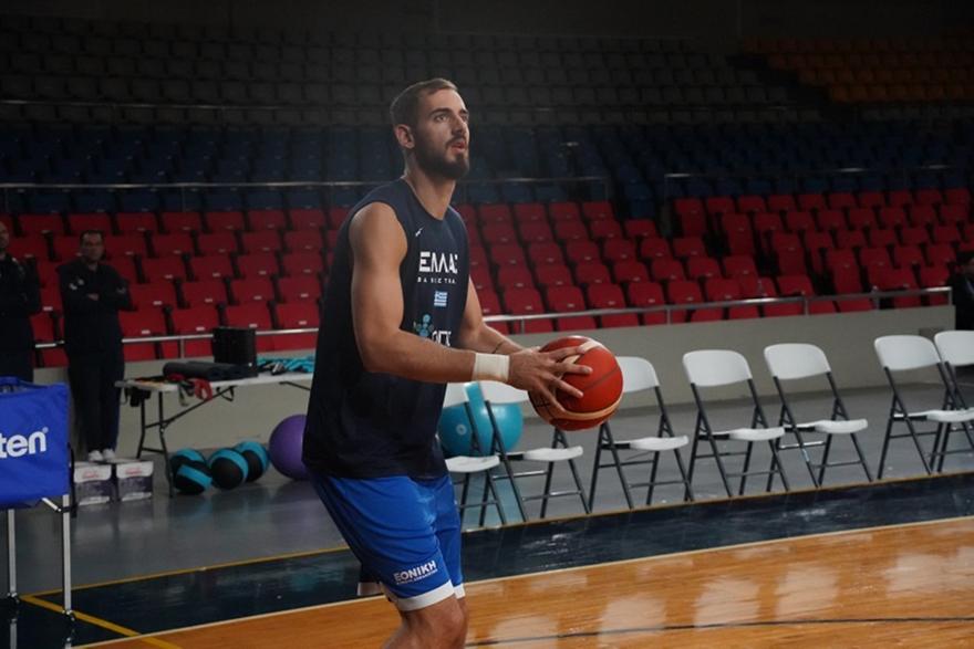 Χατζηδάκης: «Ήταν μια κίνηση που ήθελα να την κάνω από τον χειμώνα, σημαντικό ότι ο Άρης επενδύει σε Έλληνες»