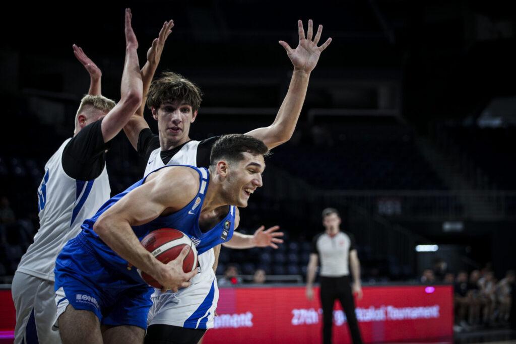 Νέων Ανδρών: Τσεχία-Ελλάδα 67-82