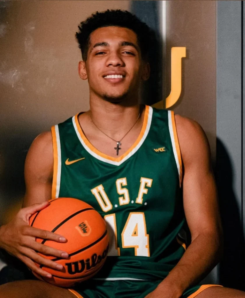 Συνεχίζει στο κολέγιο του Σαν Φρανσίσκο o Βενιαμίν Αμπόσι