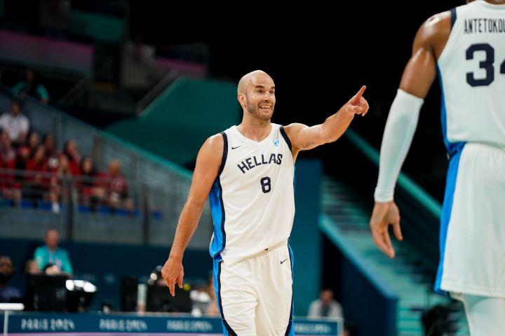 Πρόβλημα στα πλευρά για τον Νικ Καλάθη