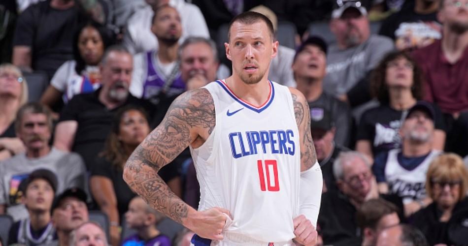 Τάις: Υπογράφει στους Νιου Όρλεανς Πέλικανς