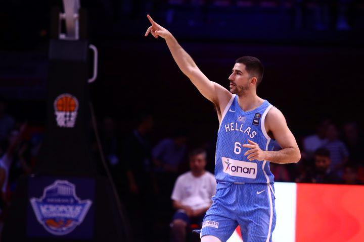 Μωραΐτης: «Η άμυνα είναι το κλειδί για το παιχνίδι με την Σλοβενία»