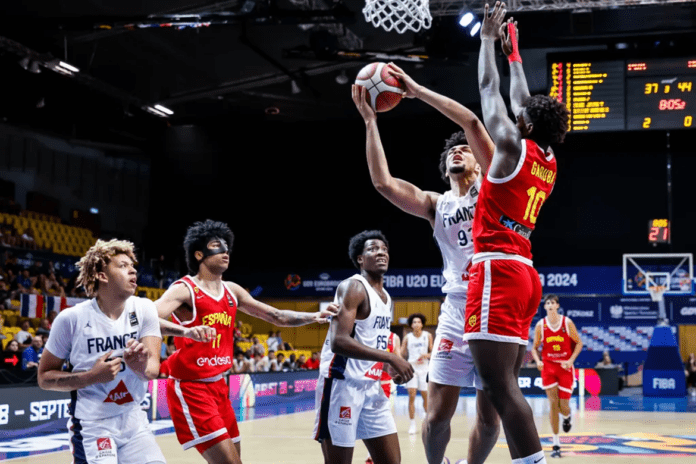 Ο Νόα Πέντα με απίθανο buzzer beater τρίποντο έστειλε τη Γαλλία στα ημιτελικά του EuroBasket U20! (vid)