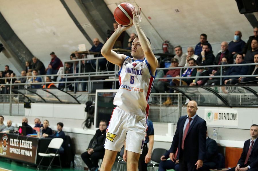 Δημητρακόπουλος: «Θα πηγαίνουμε για τη νίκη σε όλα τα παιχνίδια, ολοένα και καλύτεροι καθημερινά»