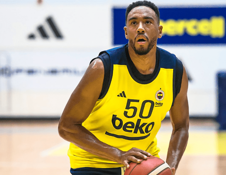 Φενερμπαχτσέ: Στραβοπάτησε στο πρώτο φιλικό απέναντι στην Καρσίγιακα