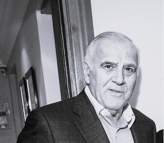 Θλίψη για την απώλεια του Τίτου Κομνηνού