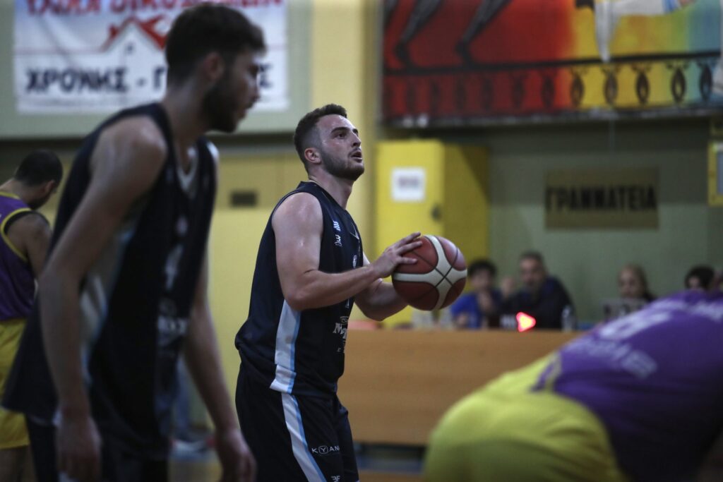 Βακουφτσής: «Μοναδικός στόχος η άνοδος, δε μου λείπει τίποτα στον τρόπο παιχνιδιού μου»