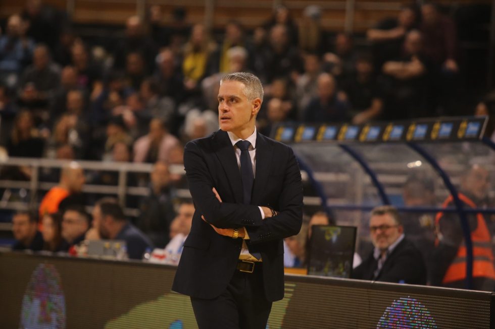 Άρης: Τελειώνει ο Καστρίτης