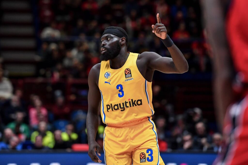 Μακάμπι: Νοκ-άουτ για τρεις εβδομάδες ο Σαγιόκ, χάνει Παναθηναϊκό και Ολυμπιακό