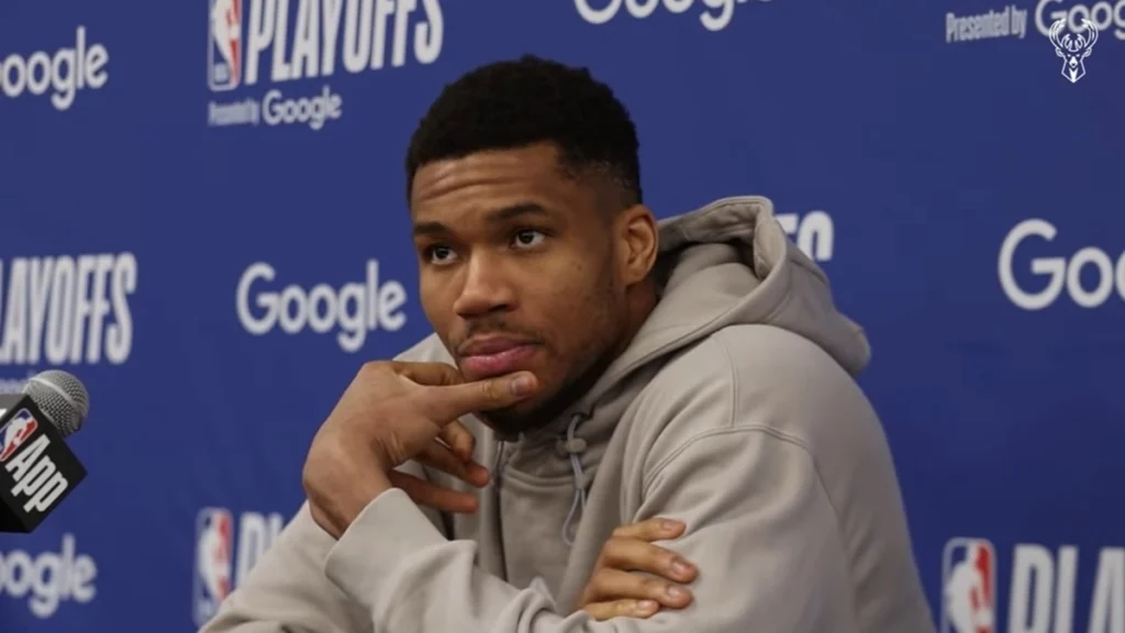 Αντετοκούνμπο για Λίλαρντ: «Σπουδαία νέα για τον Λίλαρντ – Δεν ήμασταν ο εαυτός μας»