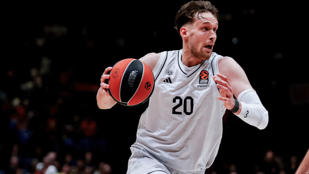 Φενερμπαχτσέ: Πολύ κοντά στον Γιαντούνεν της Παρί