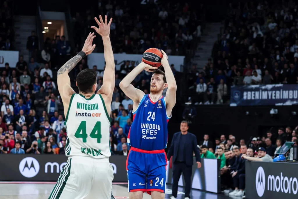 Εφές: Ανανέωσε τον Οσμάνι για δύο χρόνια