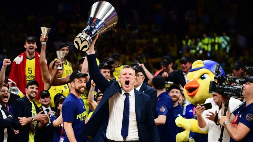 Γιασικεβίτσιους: «Κυνηγούσα αυτό το τρόπαιο πολύ καιρό»