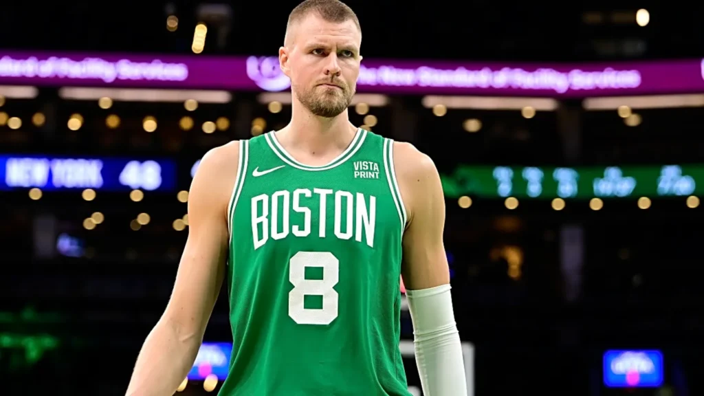 NBA: Φήμες για ανταλλαγή του Πορζίνγκις στους Γουόριορς