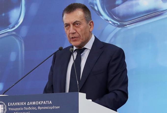 Βρούτσης: «Οριστικά διακόπτεται το πρωτάθλημα αν δεν έρθουν στο ραντεβού!»