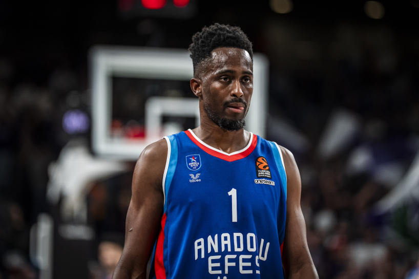 Εφές: Κρατάει τον Μπομπουά για 1+1 χρόνια