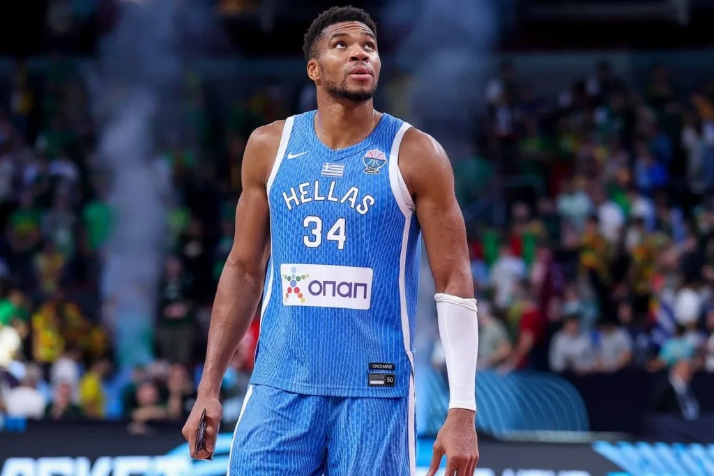 Ευρωμπάσκετ 2025: Ελλάδα-Τουρκία για μια θέση στον τελικό