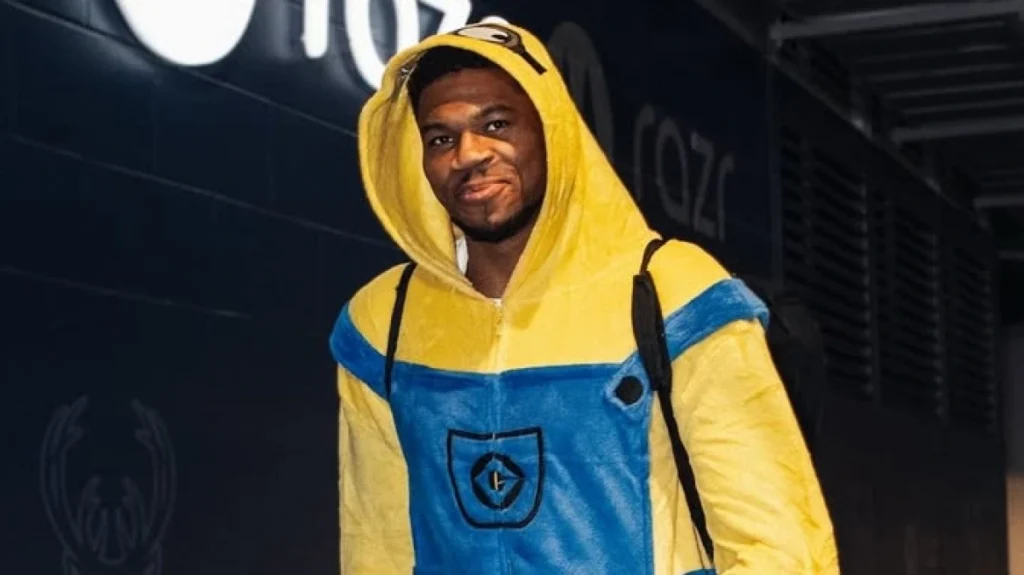 Ο Γιάννης Αντετοκούνμπο έγινε Minion για το Halloween και “τρέλανε” τους Μπακς