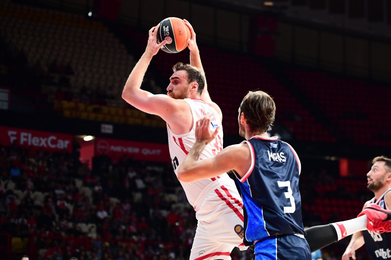 Ολυμπιακός – Πανιώνιος 81-66: Επιστροφές Φουρνιέ και Γουόκαπ και εύκολη νίκη στο ΣΕΦ