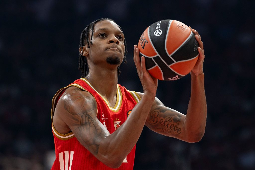 Ερυθρός Αστέρας: Εξιτήριο για τον Τάισον Κάρτερ μετά από τρεις εβδομάδες νοσηλείας