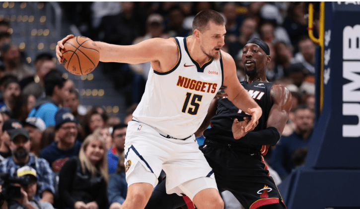 Ντένβερ Νάγκετς – Μαϊάμι Χιτ 122-112: Ασταμάτητος ο Γιόκιτς με νέo τριπλ-νταμπλ