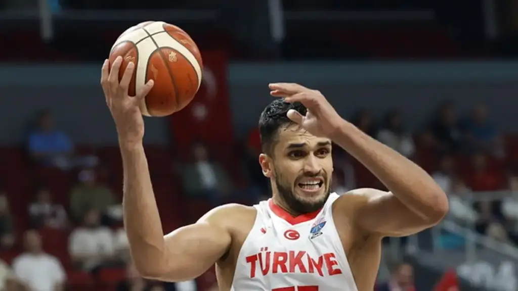 Ομέρ Γιούρτσεβεν: Double-double στο ντεμπούτο του στη G League