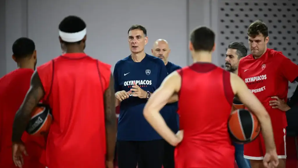 Ολυμπιακός: Στην Κρήτη για το Crete IBT – Τα προβλήματα και οι δηλώσεις Μπαρτζώκα